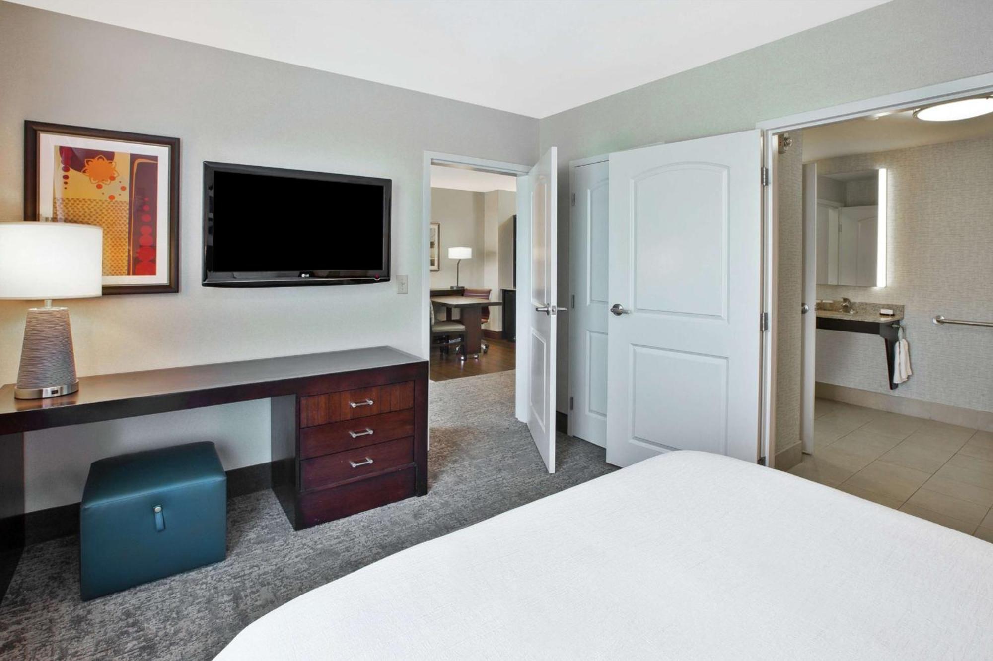 Embassy Suites Columbus - Airport Exterior foto