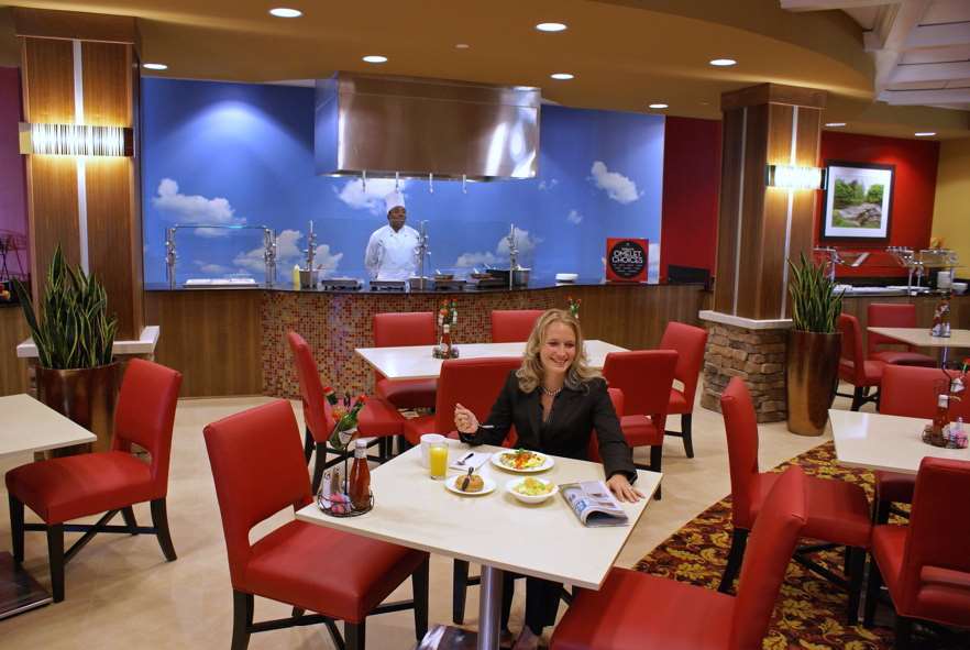 Embassy Suites Columbus - Airport Restaurante foto